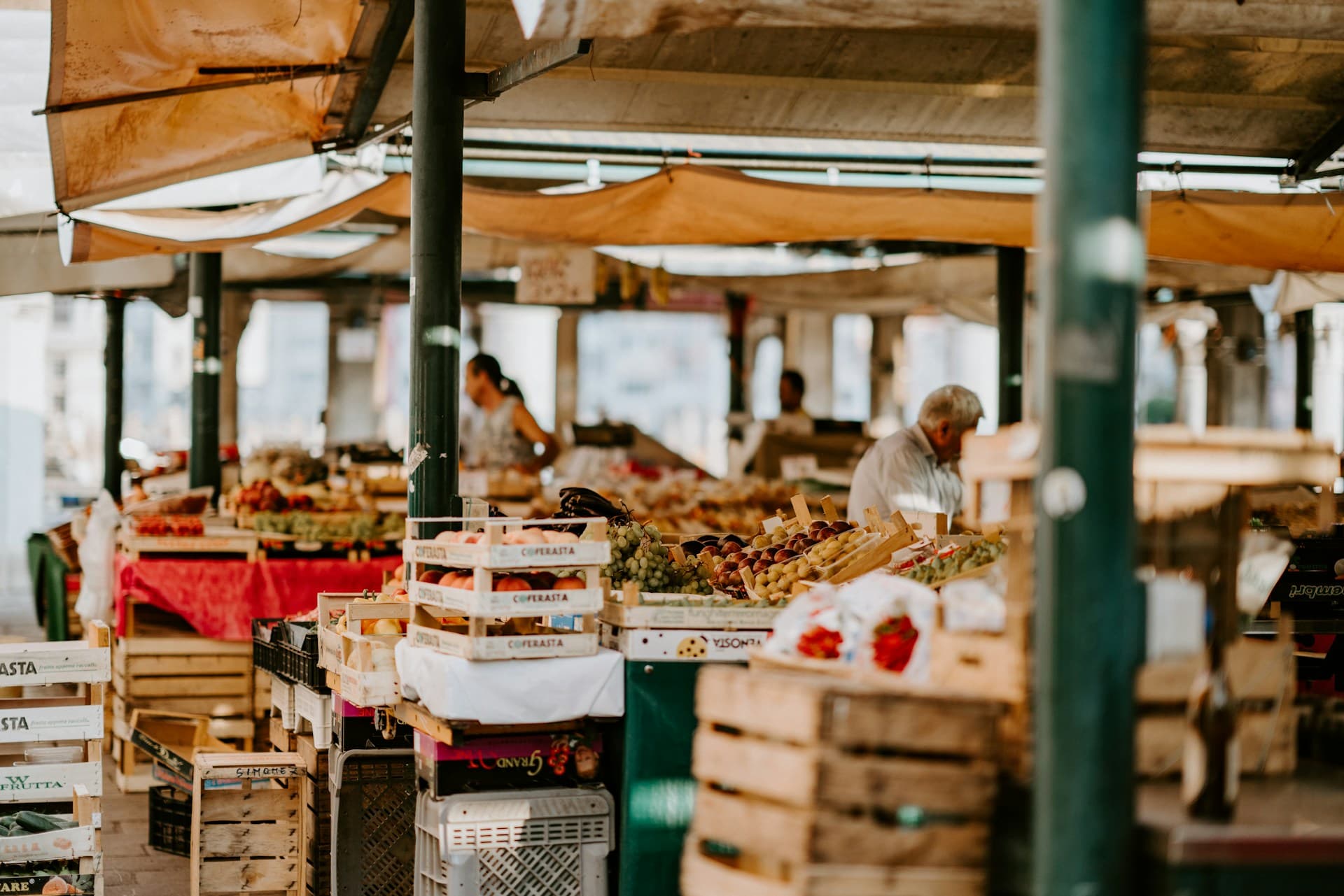 Focus on a Niche Market to Beat Bigger Rivals